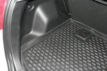 Kia Venga 2010-2019 гг. Коврик в багажник (верхний) резиновый (Novline) HB фото 4