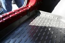 Renault Duster 2008–2017 гг. Коврик в багажник резиновый (Novline) Кроссовер (2WD) фото 2