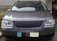 Volkswagen Touran 2003-2010 гг. Зимняя решетка (верхняя, 2003-2006) Глянцевая фото 1