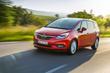 Обзор компактного минивэна Opel Zafira фото 10