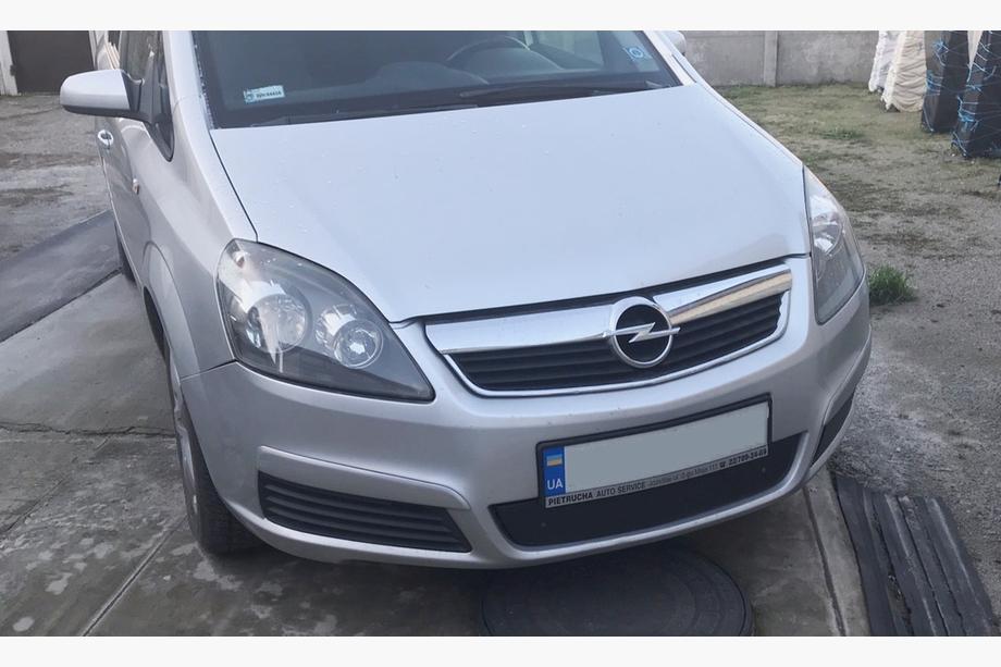 Opel Zafira B 2005–2011 гг. Зимняя накладка на решетку радиатора (2005-2008) Глянцевая Фото 2