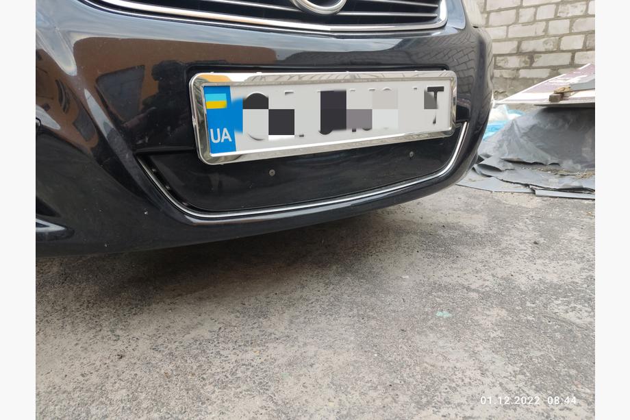 Opel Zafira B 2005–2011 гг. Зимняя накладка на решетку радиатора (2008-2011) Матовый Фото 2
