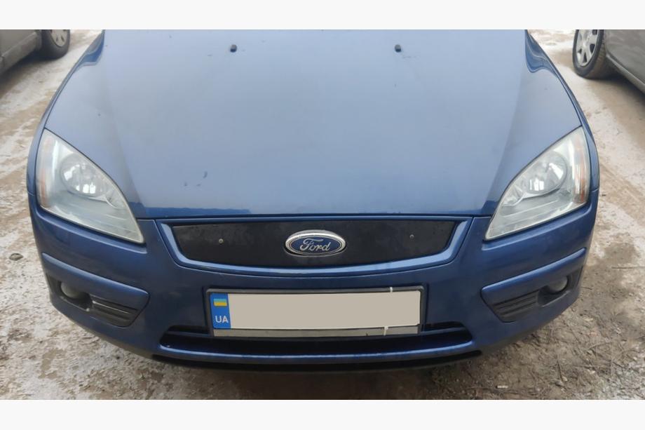 Ford Focus II 2005-2008 гг. Зимняя накладка на решетку радиатора Image