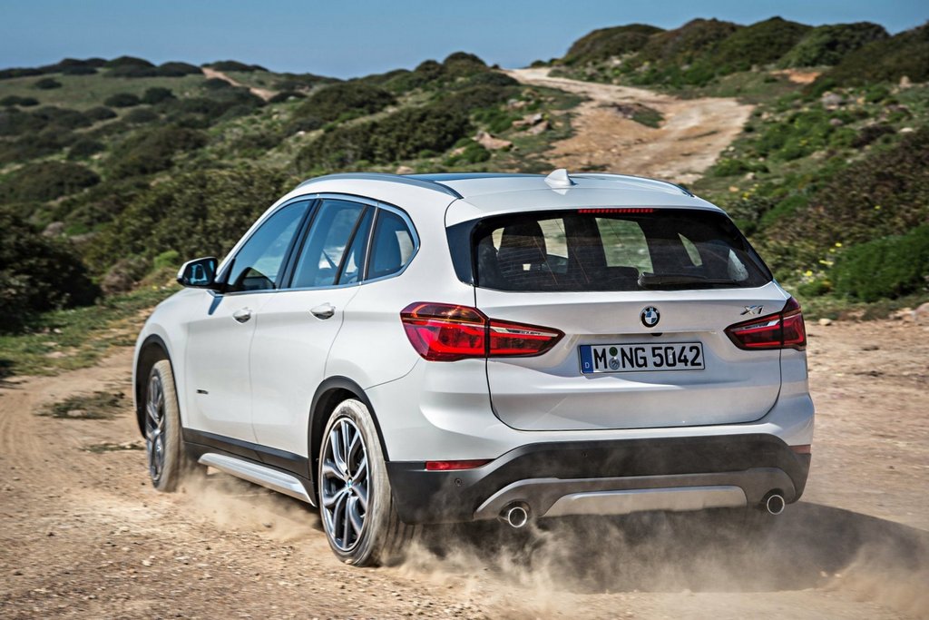 Обзор второго поколения кроссовера BMW X1