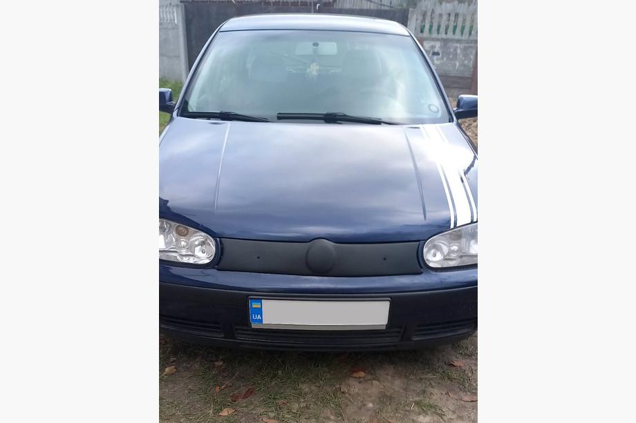Volkswagen Golf 4 1997-2006 гг. Зимняя накладка на решетку радиатора Image