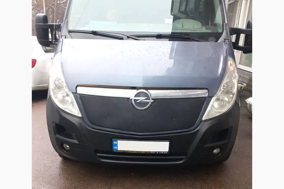 Opel Movano 2010-2021 гг. Зимняя накладка на решетку радиатора Image