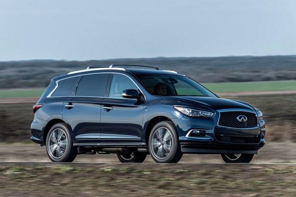 Семиместный кроссовер Infiniti QX60