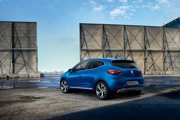 Обзор пятого поколения компактного хэтчбека Renault Clio фото 12