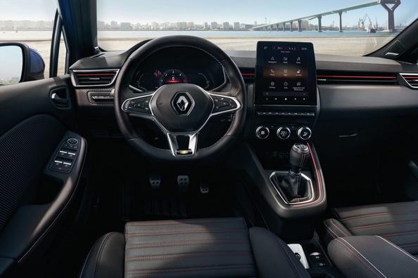 Обзор пятого поколения компактного хэтчбека Renault Clio фото 6