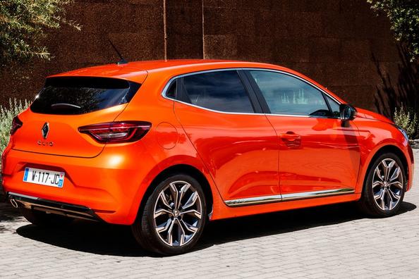 Обзор пятого поколения компактного хэтчбека Renault Clio фото 3