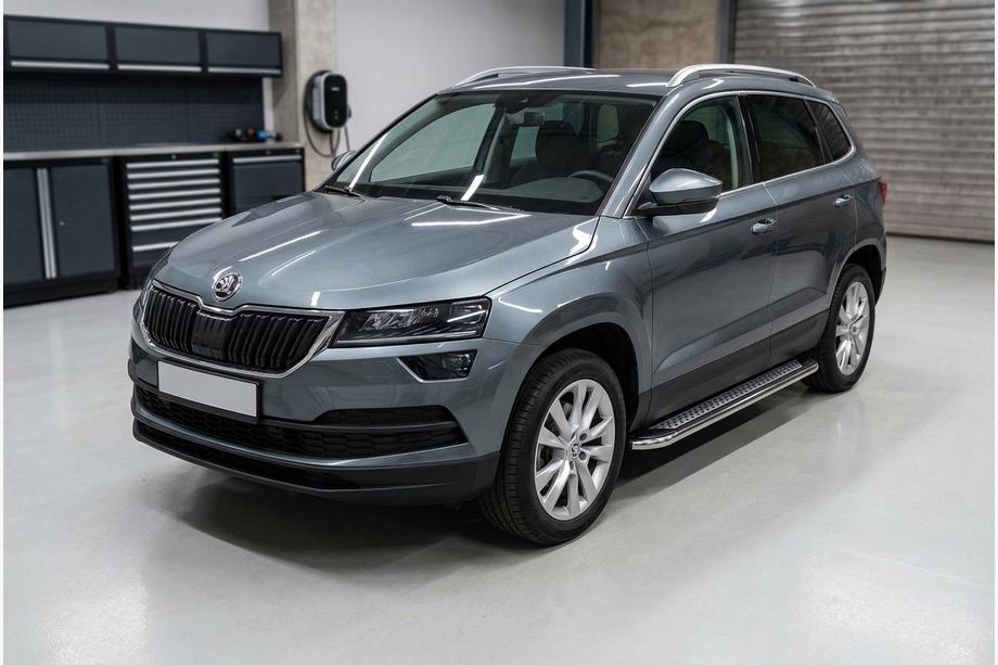 Skoda Karoq 2018- гг. Боковые Подножки Maydos V2 (2 шт., Алюминий и Нержавейка) Image