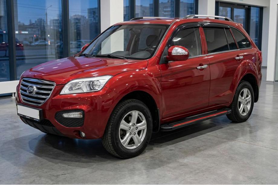 Lifan X60 2011- гг. Боковые Подножки Maya Red (2 шт., Алюминий) Image