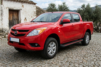 Mazda BT-50 2012- гг. Боковые Подножки Maya Red (2 шт., Алюминий) фото 1