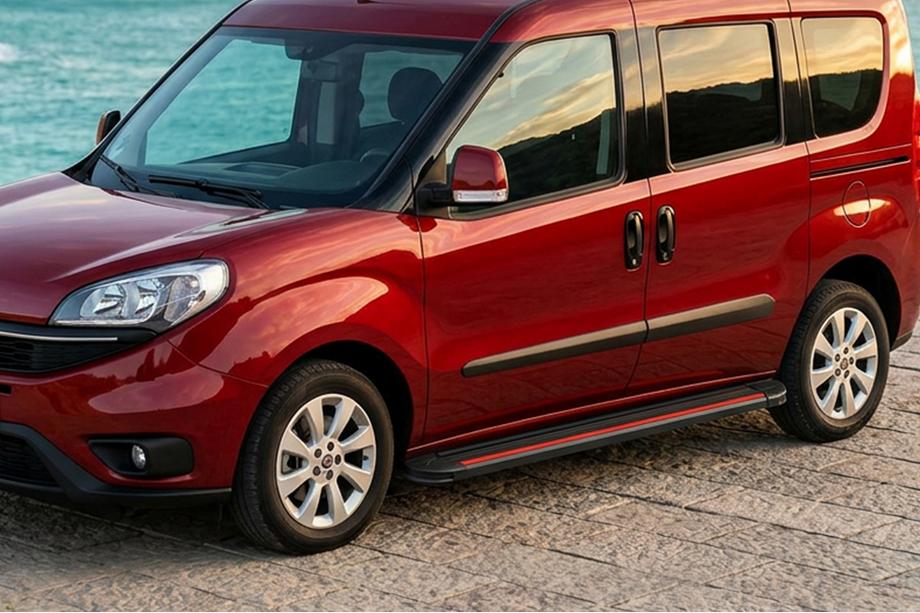 Opel Combo 2012-2018 гг. Боковые Подножки Maya Red (2 шт., Алюминий) Макси база Image