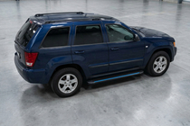 Jeep Grand Cherokee WK 2004-2010 гг. Боковые Подножки Maya Blue (2 шт., Алюминий) фото 1