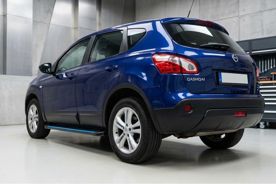 Nissan Qashqai 2007-2010 гг. Боковые Подножки Maya Blue-Black (2 шт., Алюминий) Image