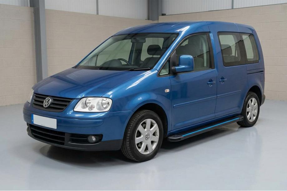 Volkswagen Caddy 2004-2010 гг. Боковые Подножки Maya Blue (2 шт., Алюминий) Image
