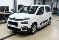 Citroen Berlingo/Multispace 2018- гг. Боковые пороги New Vision Black (2 шт., алюминий) Короткая База фото 1