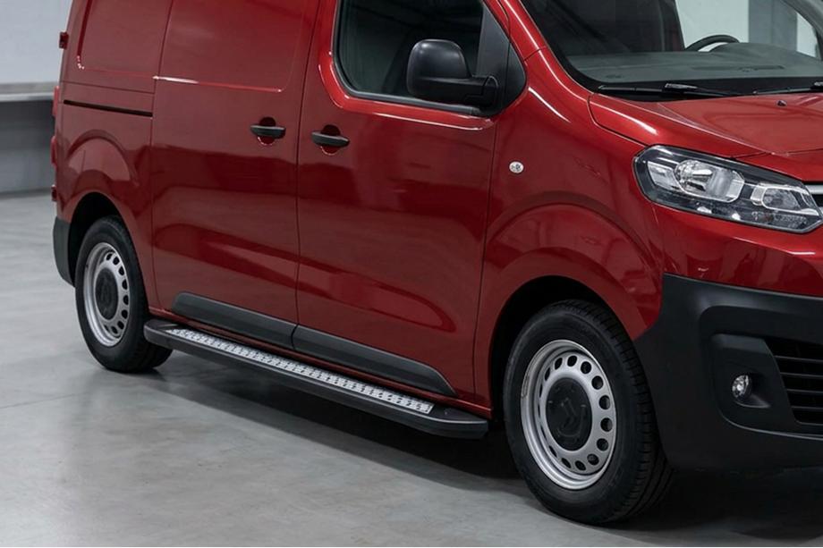 Citroen Jumpy/Dispatch 2017- гг. Боковые Подножки Vision New Black (2 шт., Алюминий) Image