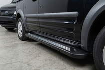 Ford Connect 2006–2009 гг. Боковые пороги New Vision Black (2 шт., алюминий) Макси база фото 1