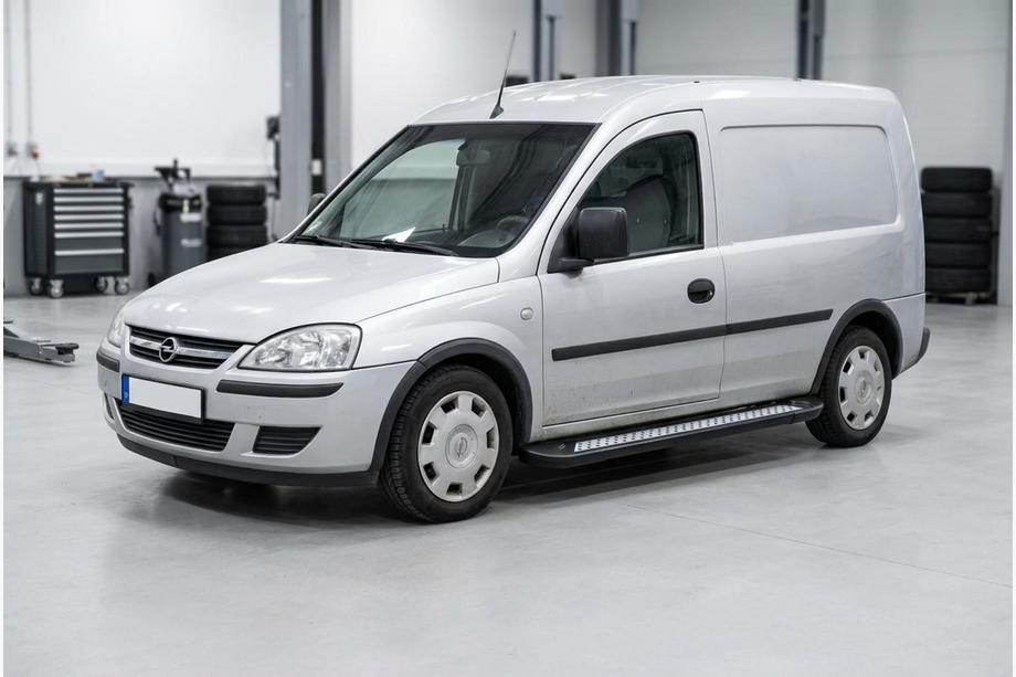 Opel Combo 2002–2012 гг. Боковые пороги New Vision Black (2 шт., алюминий) Image