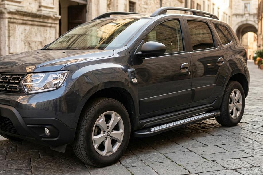Renault Duster 2018-2024 гг. Боковые пороги New Vision Black (2 шт., алюминий) Image
