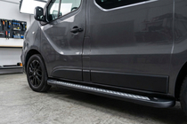 Renault Trafic 2015- гг. Боковые пороги New Vision Black (2 шт., алюминий) фото 1