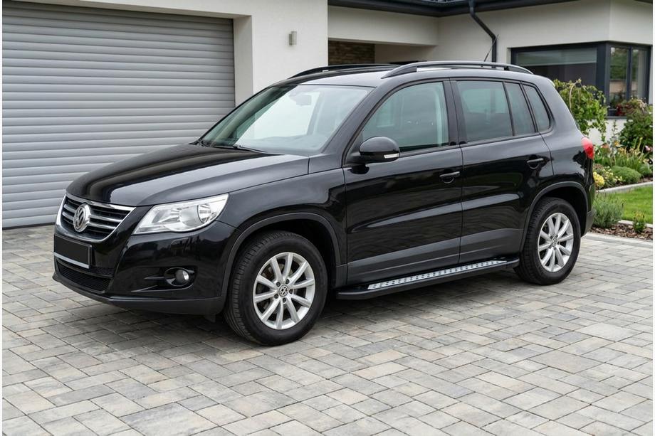Volkswagen Tiguan 2007-2016 гг. Боковые пороги New Vision Black (2 шт., алюминий) Image