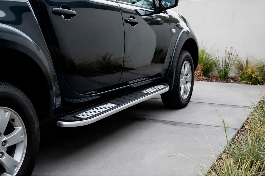 Fiat Fullback 2016- гг. Боковые Подножки Tayga V2 (2 шт., Алюминий) Image