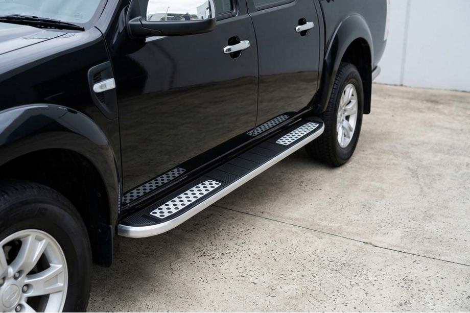 Ford Ranger 2007-2011 гг. Боковые Подножки Tayga V2 (2 шт., Алюминий) Image