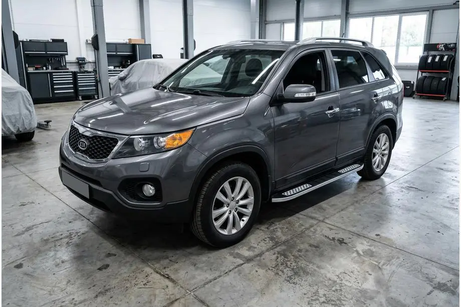 Kia Sorento II XM 2009-2014 гг. Боковые Подножки Tayga V2 (2 шт., Алюминий) Фото 1