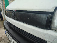Volkswagen T4 Transporter 1990-2003 гг. Зимняя накладка на решетку радиатора Глянцевый на косую морду фото 3