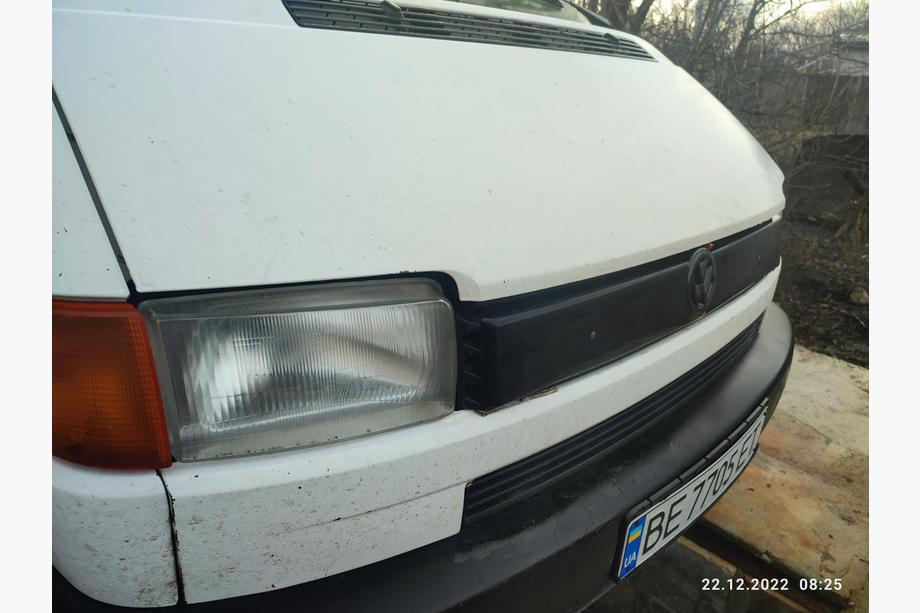 Volkswagen T4 Transporter 1990-2003 гг. Зимняя накладка на решетку радиатора Матовый на косую морду Фото 5