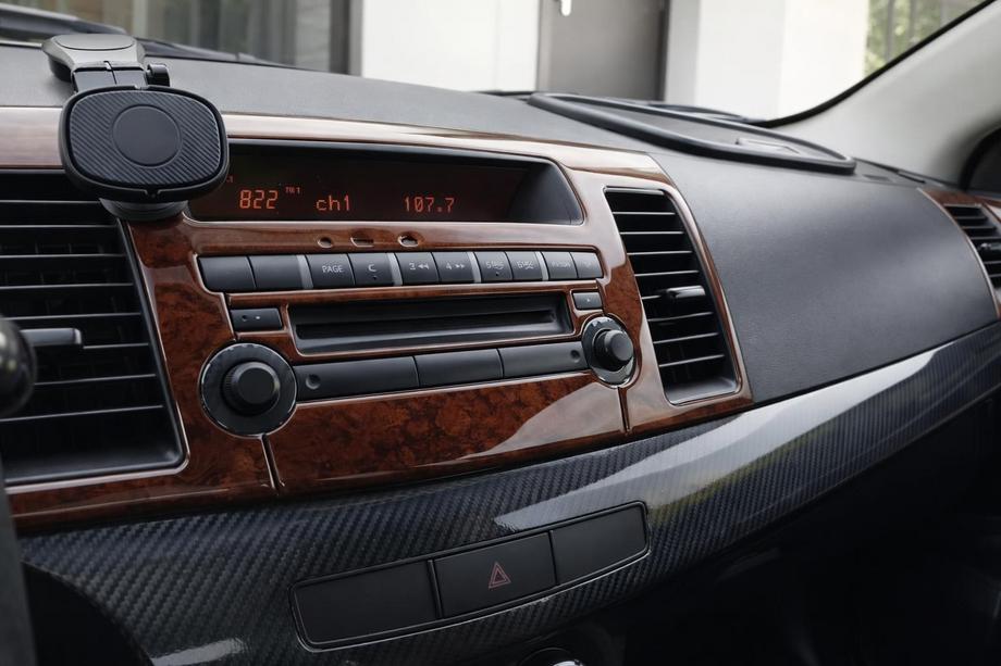 Mitsubishi Lancer X 2008- гг. Накладки на панель приборов (Meric) Алюминий Image