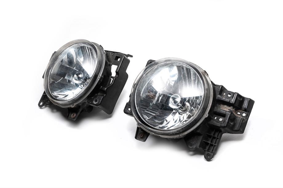 Toyota FJ Cruiser 2006-2022 гг. Передняя фара Б/У (цена за штуку, оригинал в идеальном состоянии) Фото 3