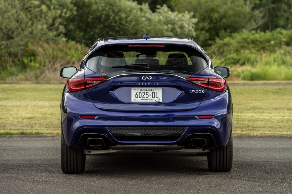 Компактный кроссовер Infiniti QX30