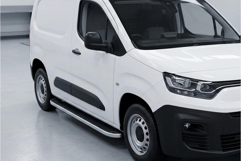 Opel Combo 2019- гг. Боковые Подножки Tayga Grey (2 шт., Алюминий) Image