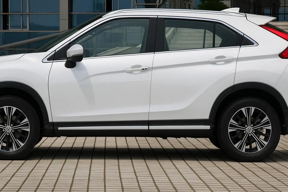 Mitsubishi Eclipse Cross 2017- гг. Молдинги дверные OmsaLine (4 шт., нержавейка) Image