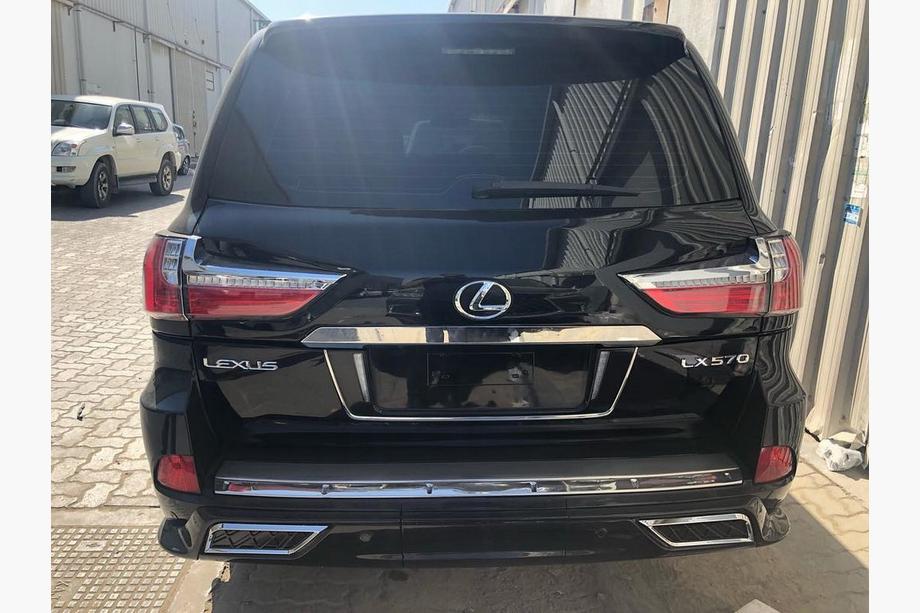 Lexus LX570/450d 2008-2022 гг. Комплект рестайлинга с модели 2008-2016 на TRD Superior (2016-2020) Фото 13