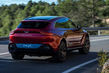 Aston Martin DBX: первый кроссовер британской компании фото 13