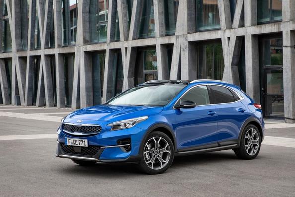Обзор хэтчбека повышенной проходимости KIA Xceed