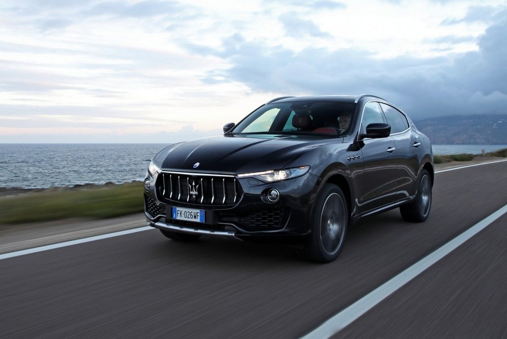 Премиальный спорт-кроссовер Maserati Levante