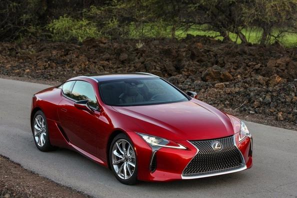 Обзор высокопроизводительного купе Lexus LC500