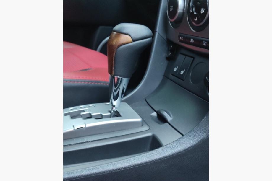 Toyota Land Cruiser 200 2007-2021 гг. Ручка КПП (Черная Кожа + Светлое Дерево) Фото 4