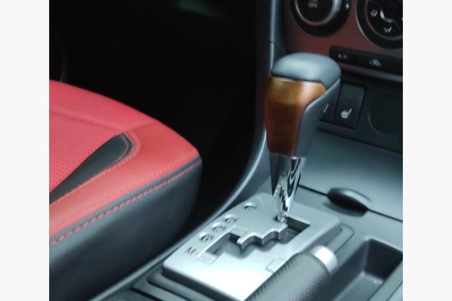Toyota Land Cruiser 200 2007-2021 гг. Ручка КПП (Черная Кожа + Светлое Дерево) Фото 3
