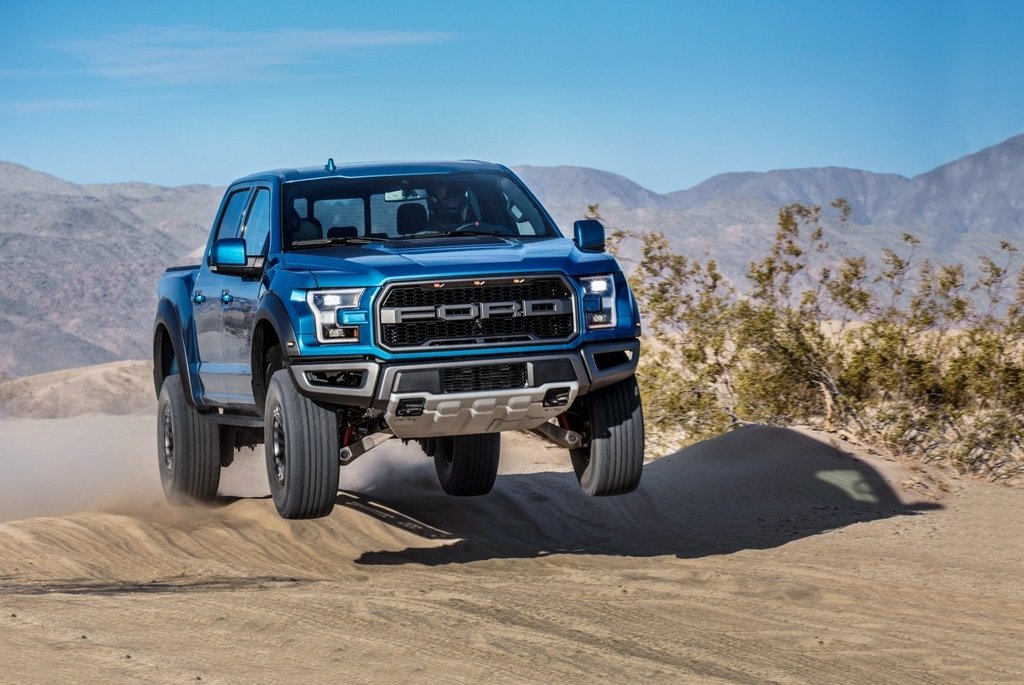 Обзор полноразмерного пикапа Ford F-150 Raptor