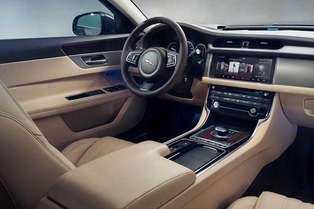 Обзор премиального универсала Jaguar XF Sportbrake