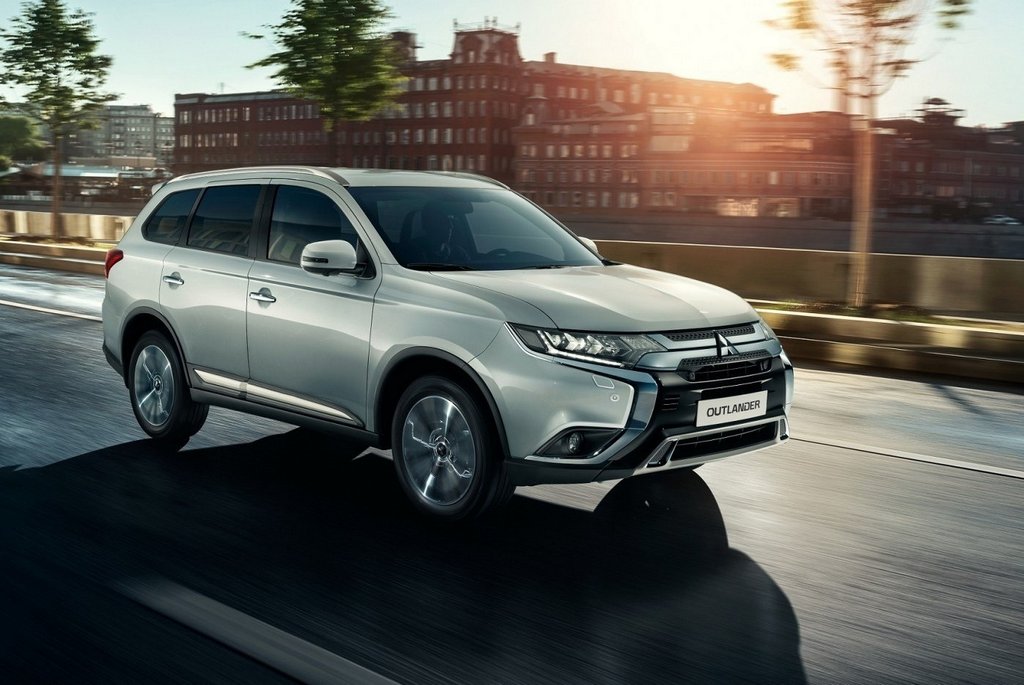 Обзор кроссовера Mitsubishi Outlander
