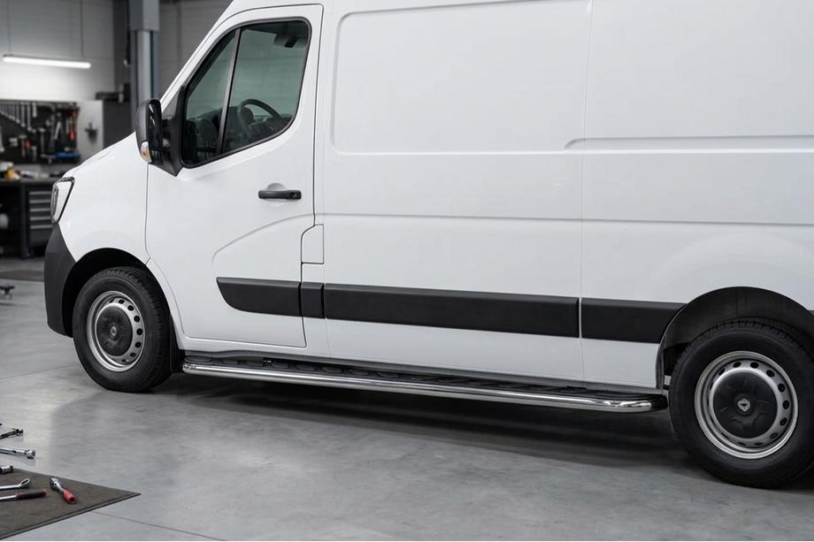 Opel Movano 2010-2021 гг. Боковые Подножки Maydos V1 (2 шт., Алюминий) Image