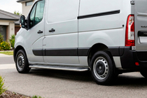 Renault Master 2011-2023 гг. Боковые Подножки Maydos V2 (2 шт., Алюминий) фото 1